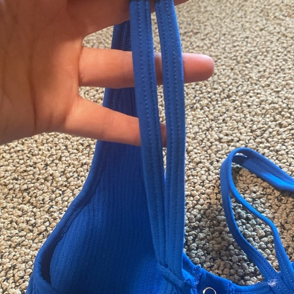 Aerie Blue Ribbed Snap Front Cropped Tank Size Small in Like New Condition - Picture 5 of 6